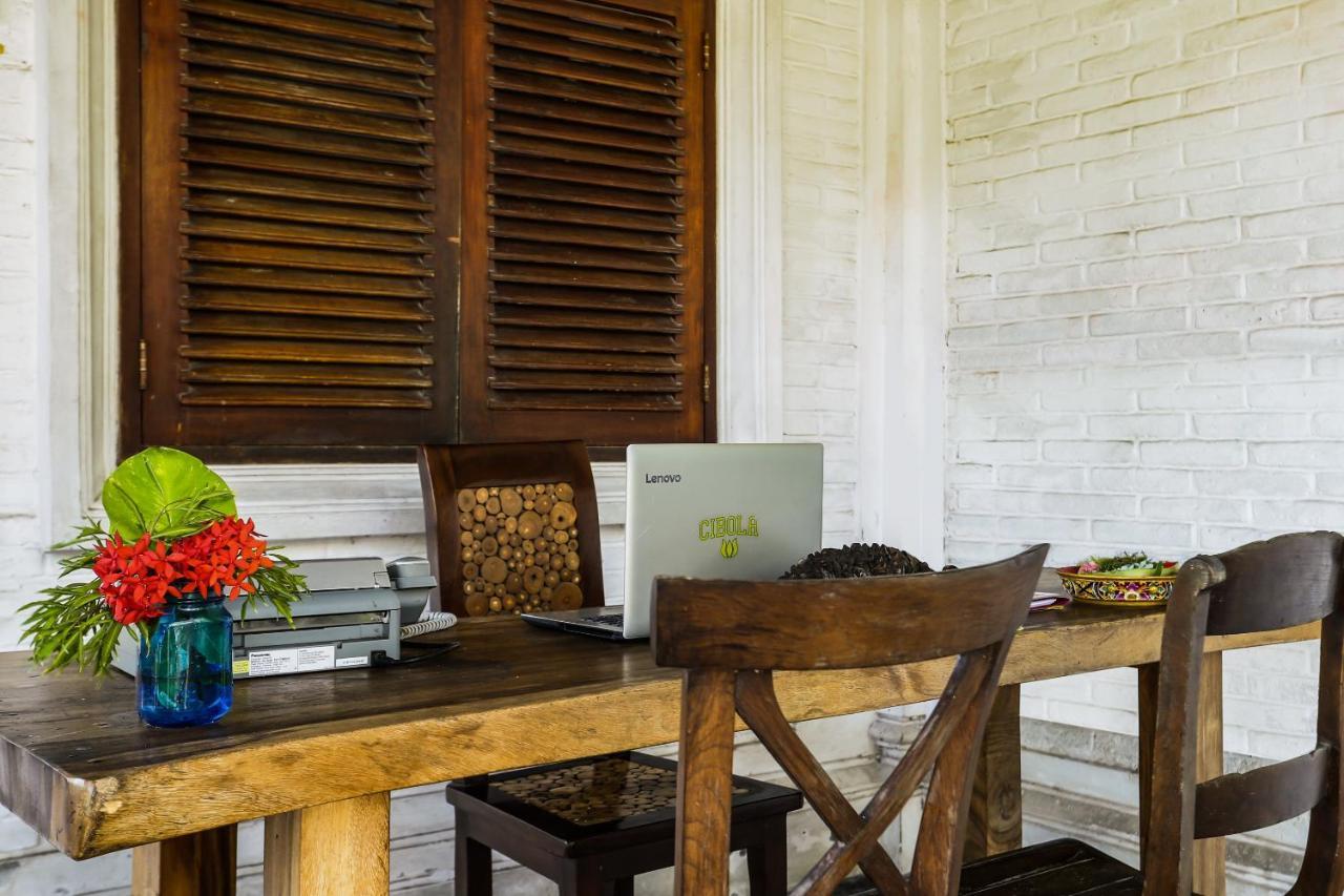 Oyo 90893 Mimpi Bungalows Kuta Lombok Eksteriør billede